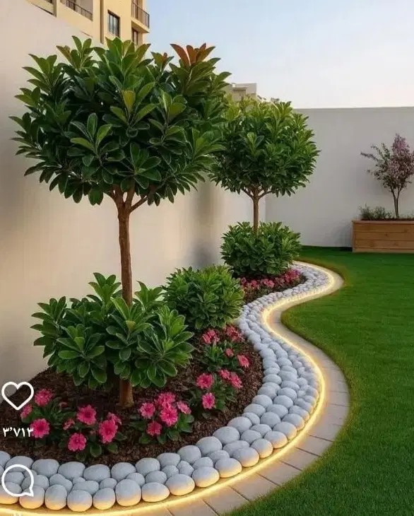 ۴۰۰مترباغ وهزارو۲۰۰مترزمین بازمین درمحدوده بنسنجان