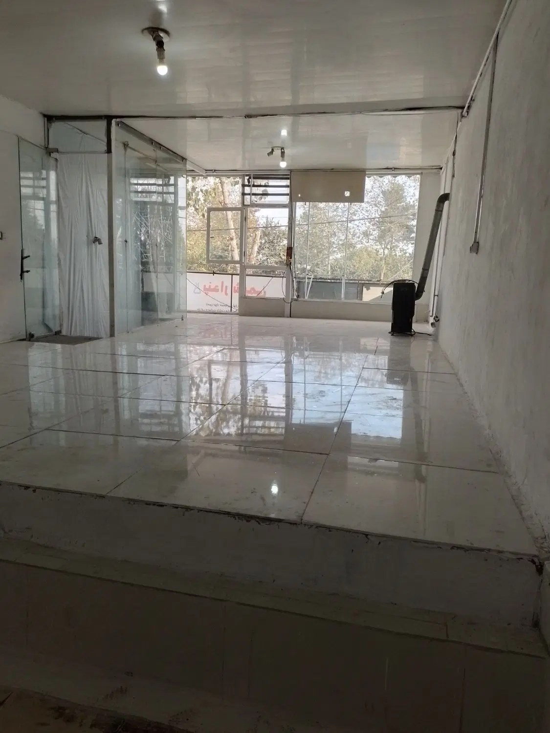 مغازه ۶۰متری در بلوار لاکان
