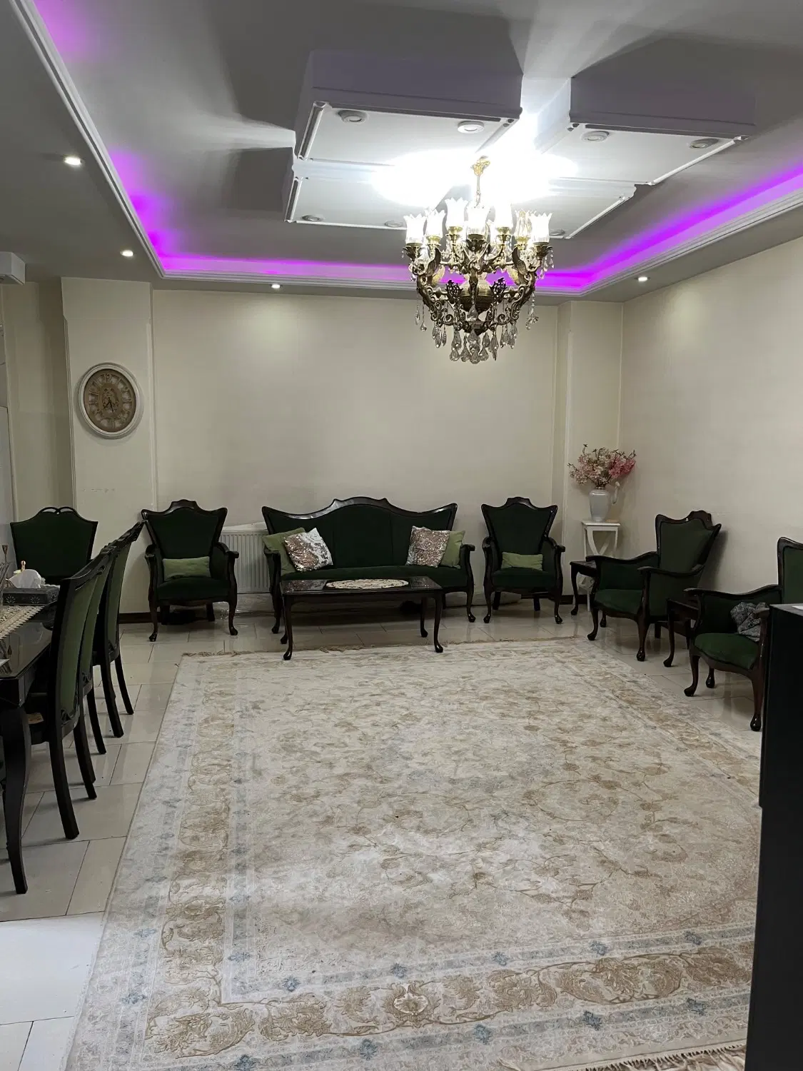 واحد ۸۳ متری بسیار خوش نقشه