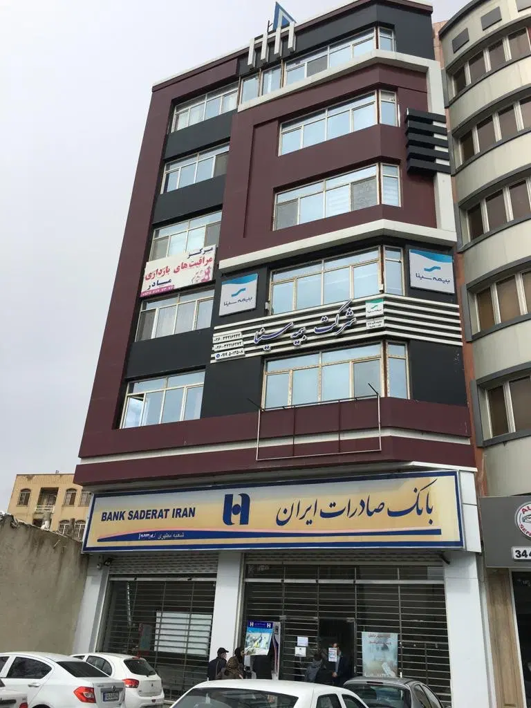 100 متر دفتر کار مطهری نبوت