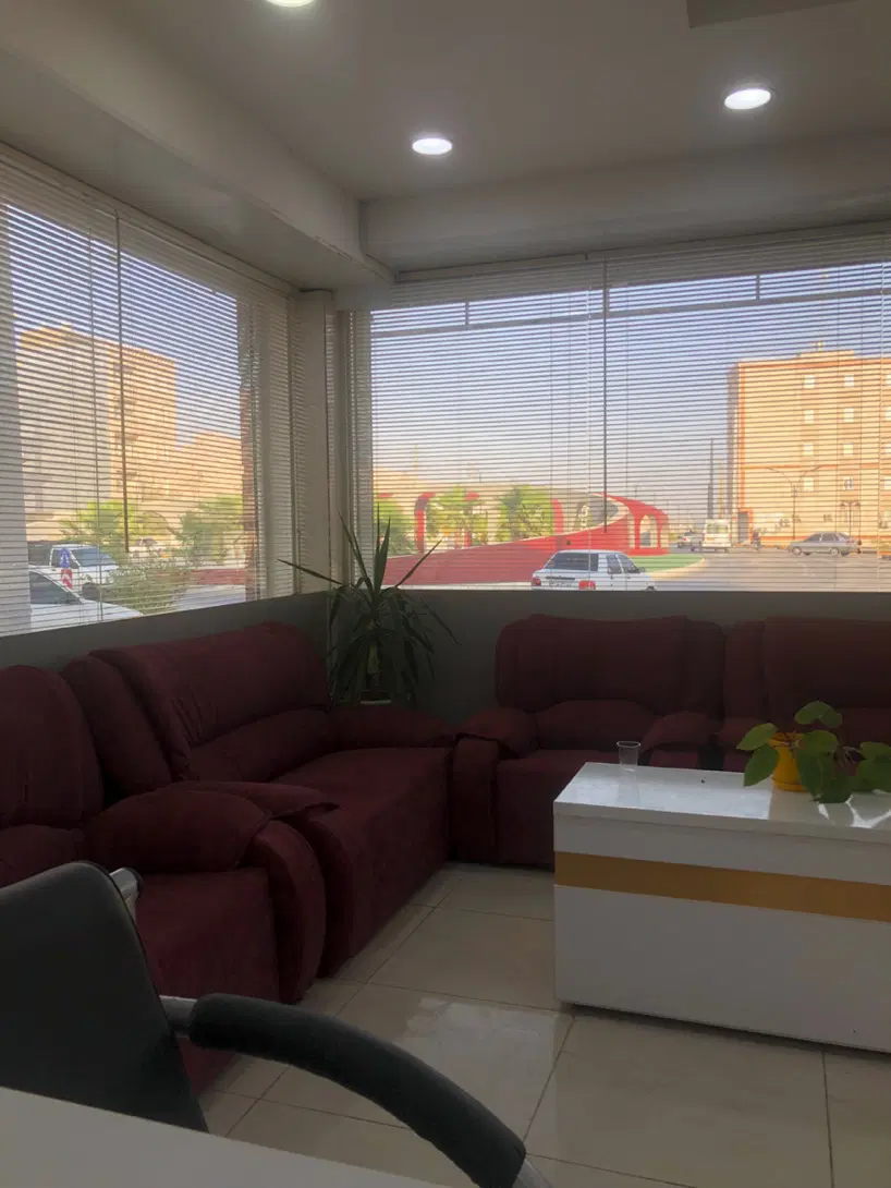 زمین مروارید یک نزدیک ساحل