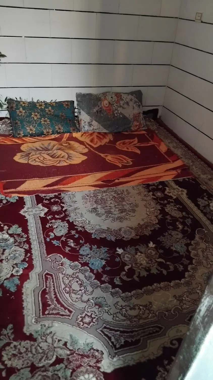 خونه صد متری در ناصرالدین کار گر ۶