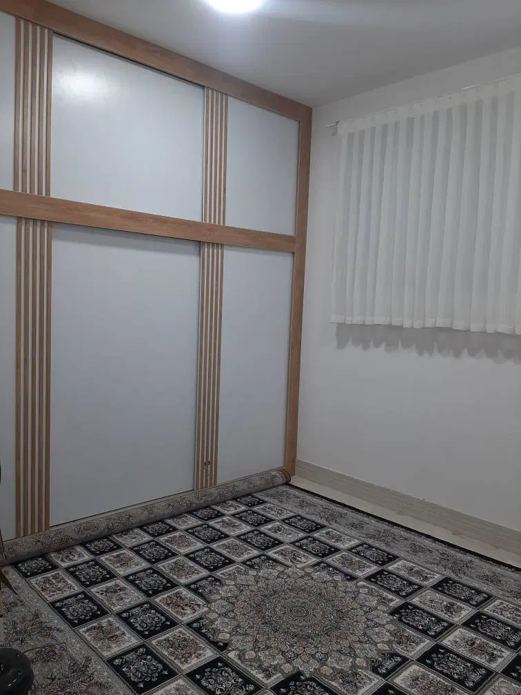 واحد ۹۰ متری فول امکانات مجتمع سلامت