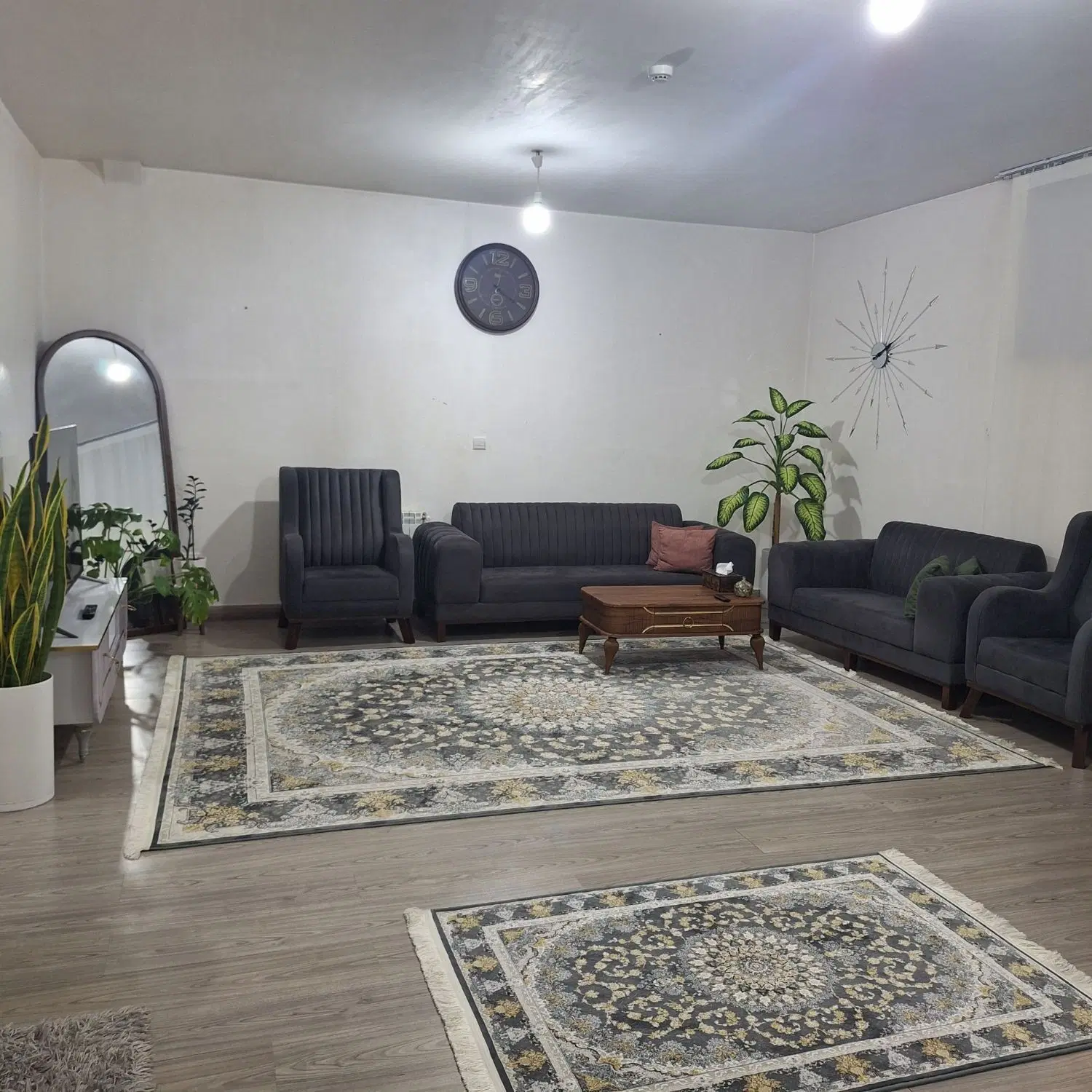 اجاره واحد ۸۰ متری نیایش ۶