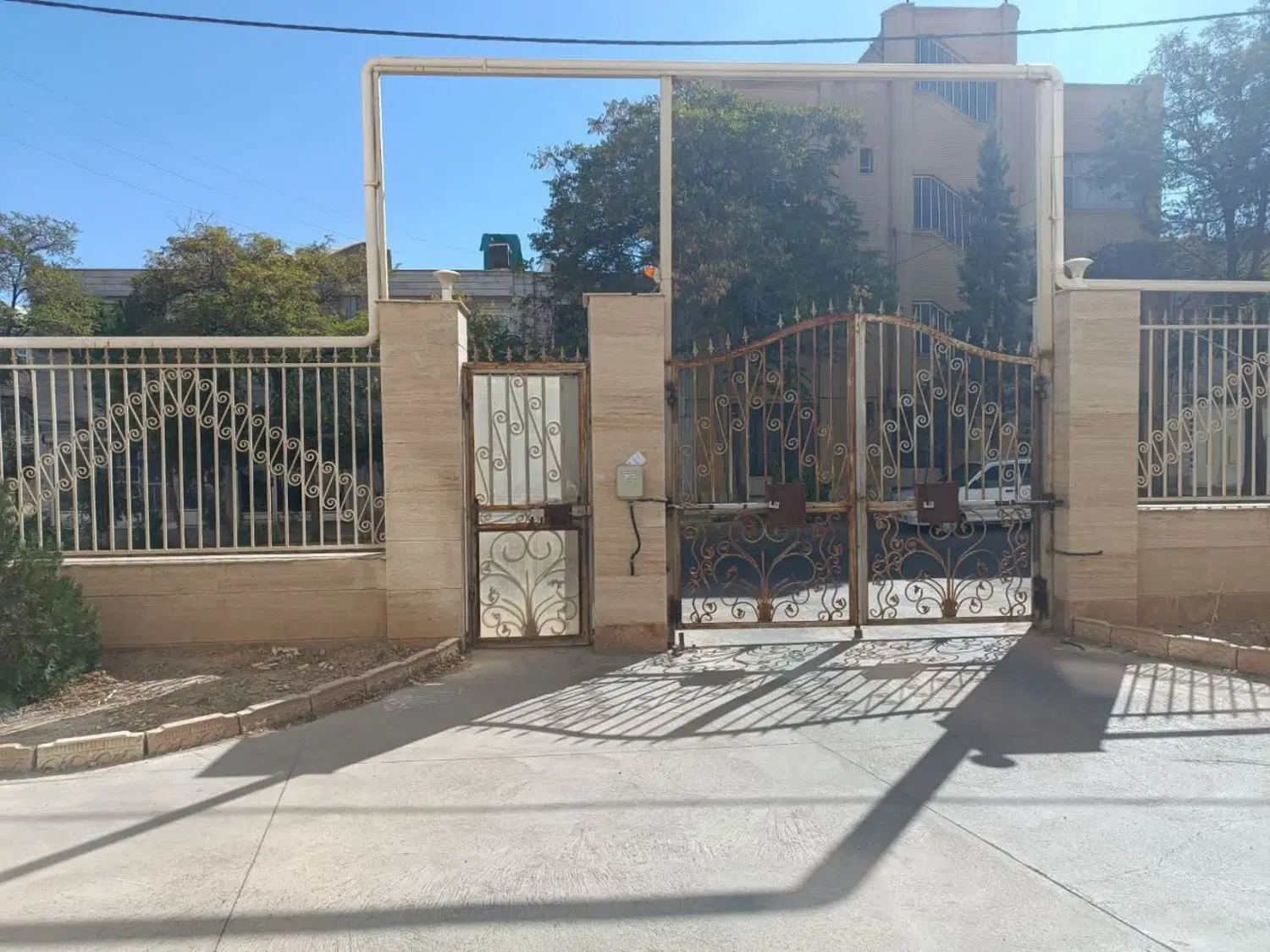 مجتمع مبله فرش شده فول امکانات
