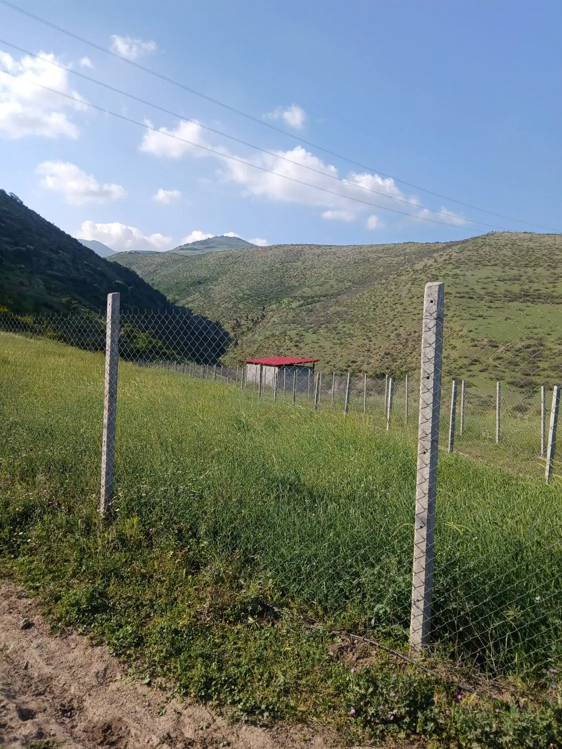 شهر توریستی(آبگرم) لویه ،زمین دارای سند تک برگ