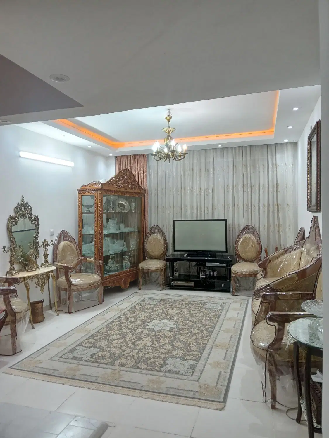 واحد ۷۵ متری خوش نقشه
