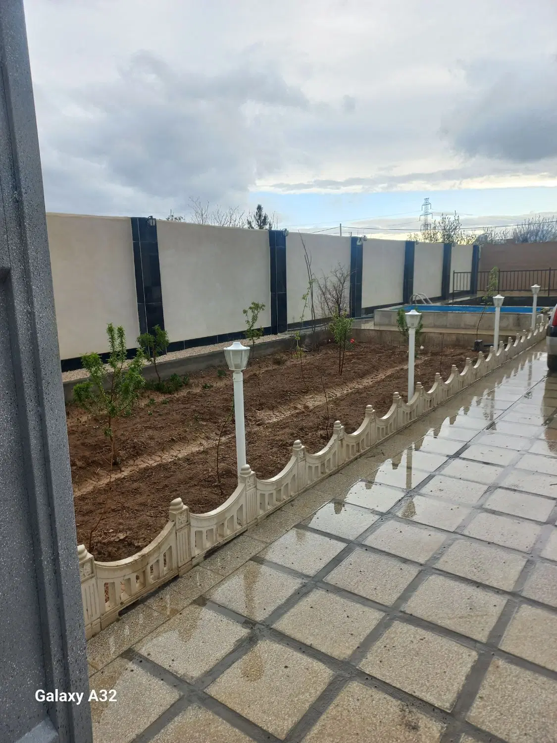باغ گلدشت قلعه سفید۶۵۰متر