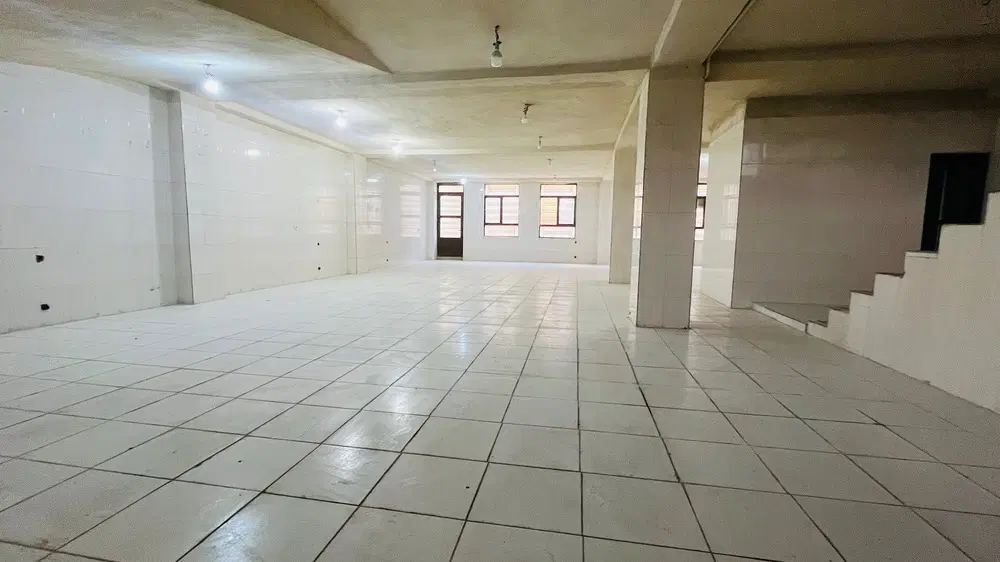 اجاره زیر زمین تجاری مرکز شهر