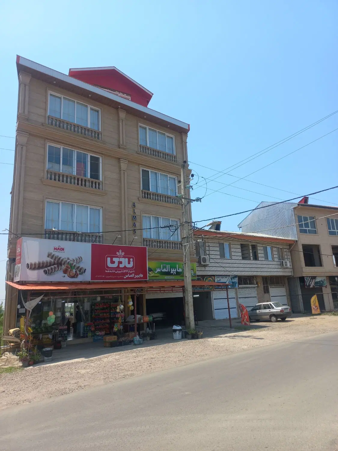 مغاز ۷۵ متر بر جاده اصلی خوار بار فروشی اجاره
