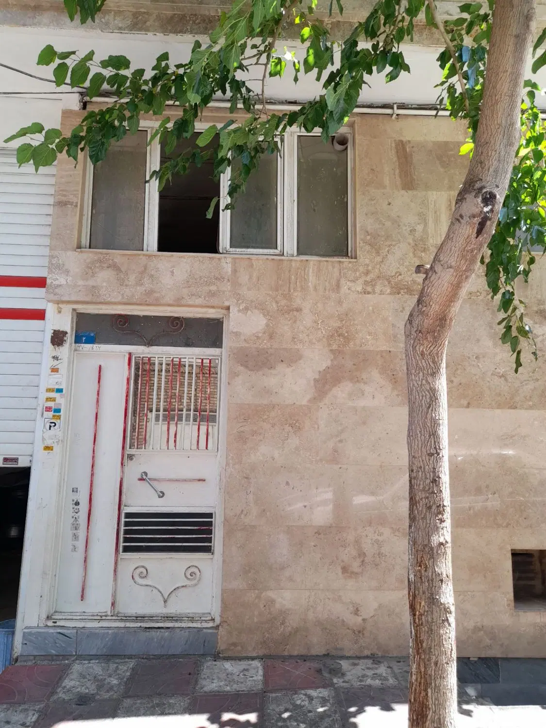 رهن واجاره واحد همکف 70متر در بهشتی