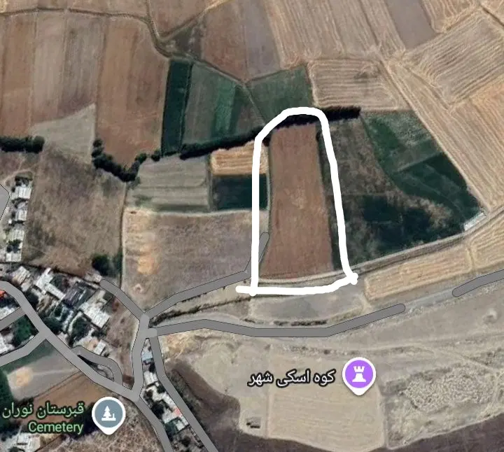 زمین زراعی واقع در روستای نوران