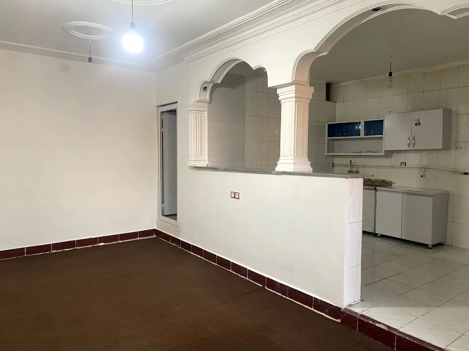 خانه یک طبقه کانی دینار نزدیک خانه بهداشت