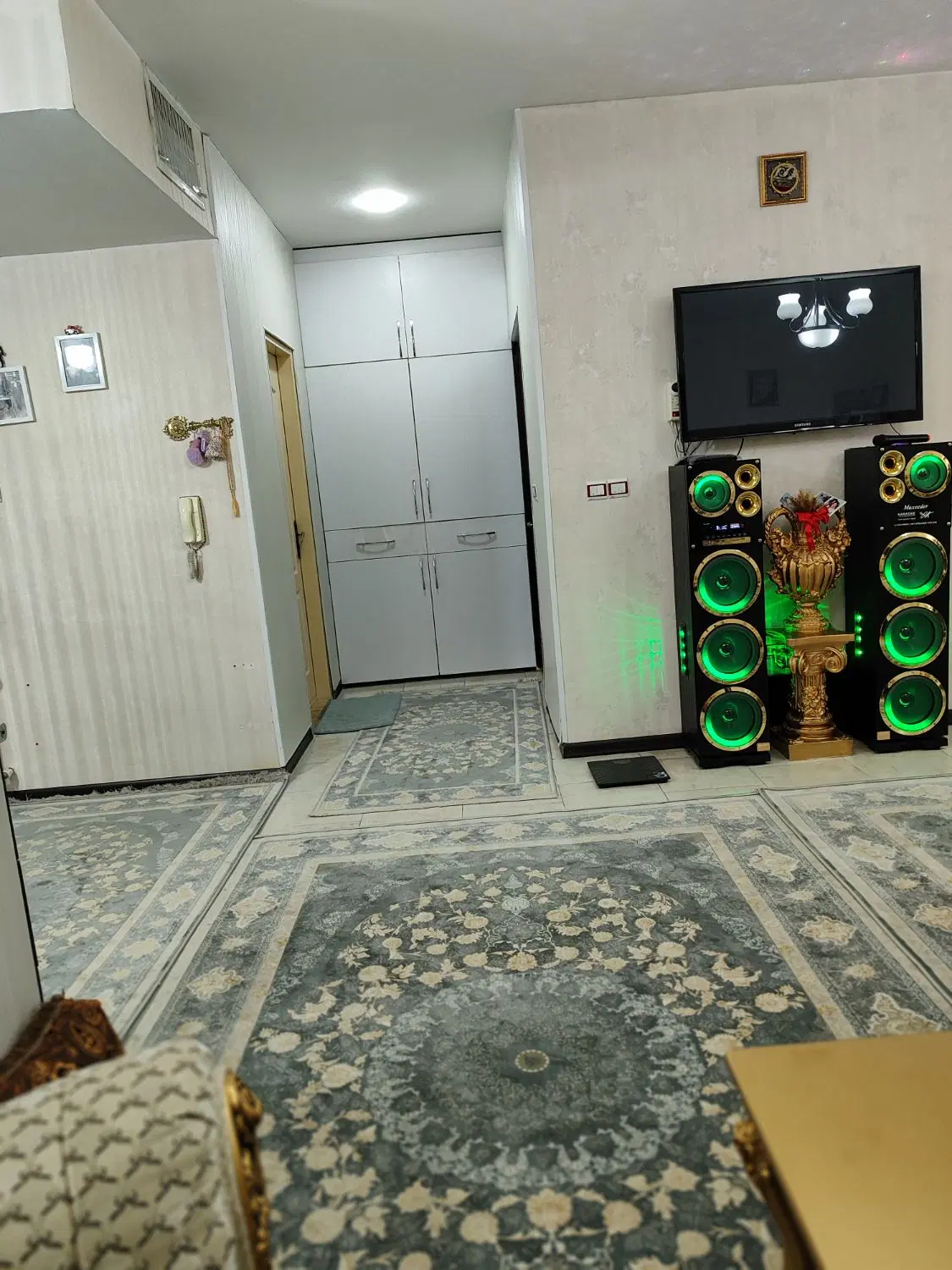 فروش واحد جنوبی ، ۹۵ متری شهرک گلها