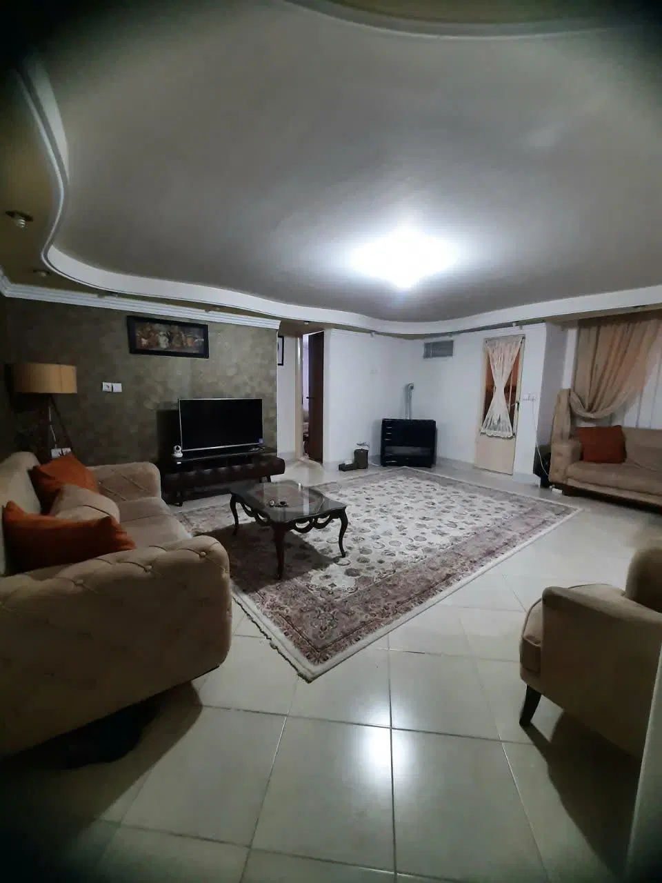 اپارتمان خیابان رازی