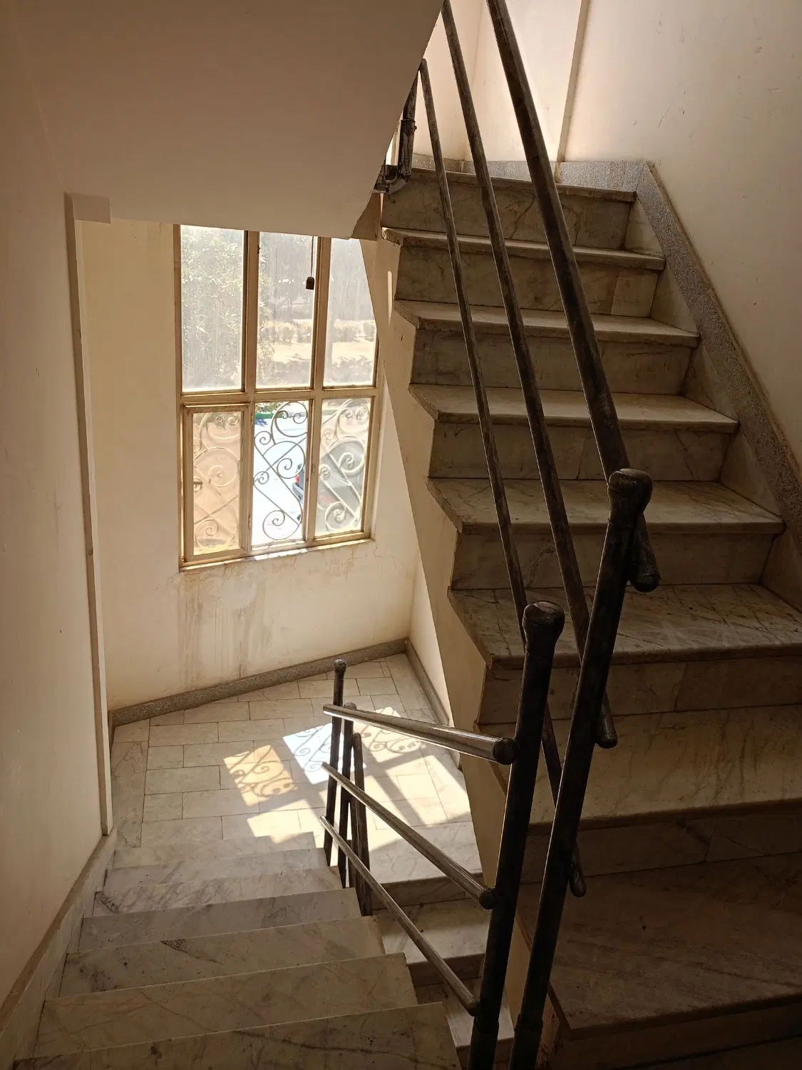 آپارتمان لوکیشن عالی