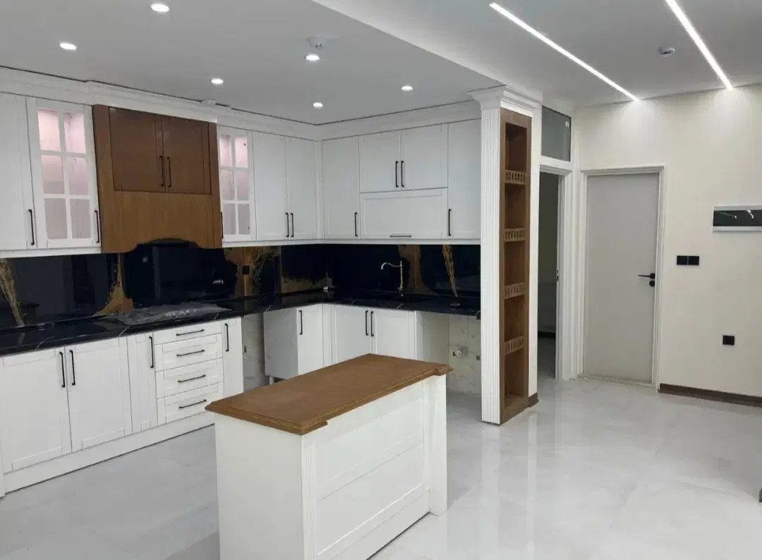 ابتدادندان همکف درب مجزا۷۰متر_دونبش_حیاط_شکار