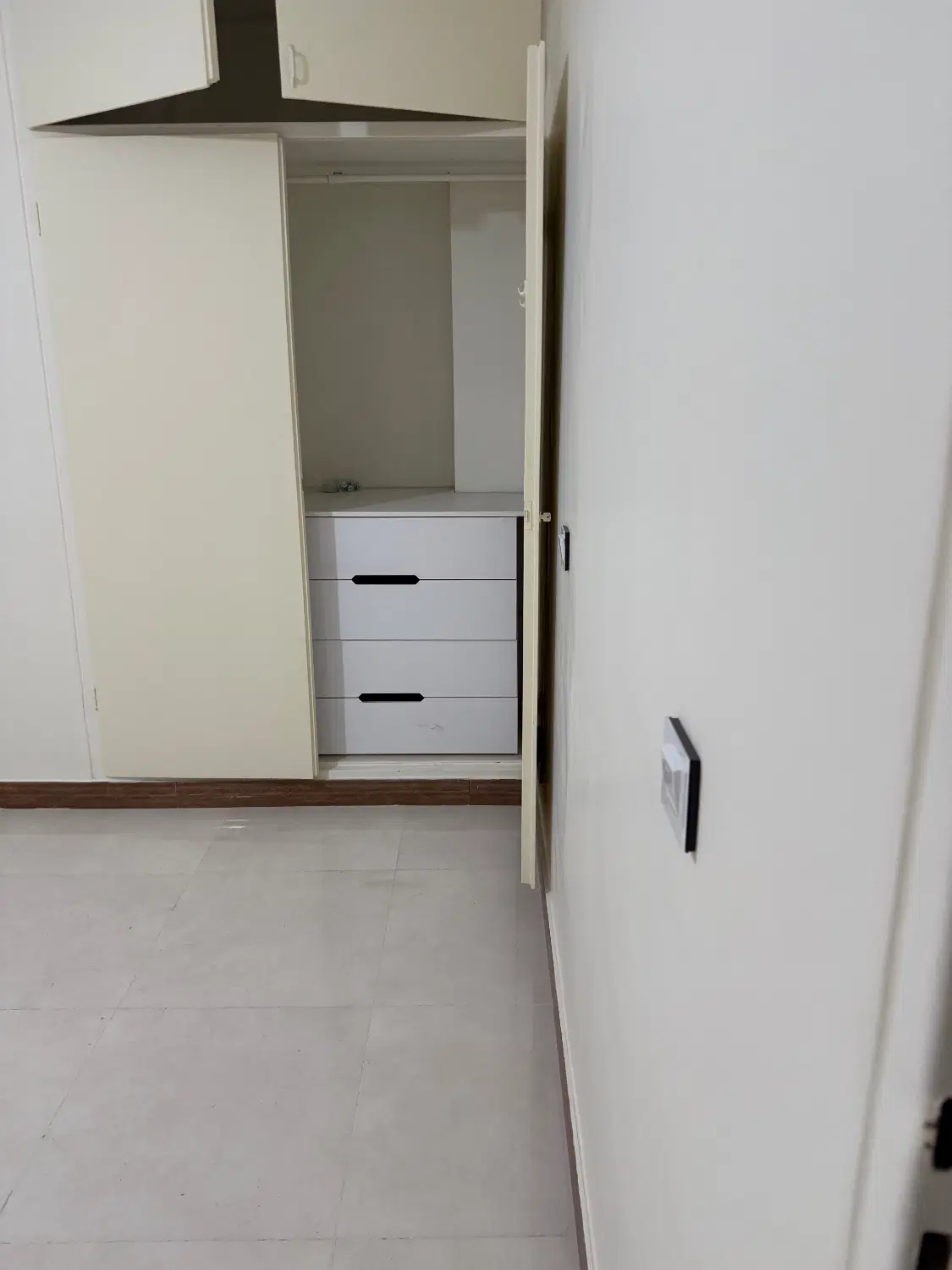 فروش آپارتمان نگین غرب
