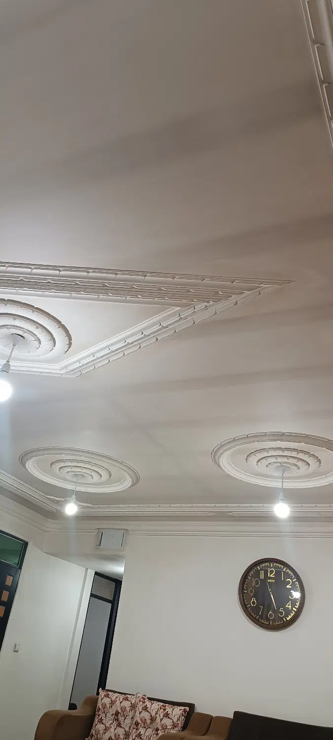خانه‌ دوسرویس‌ حیاط‌ مشترک