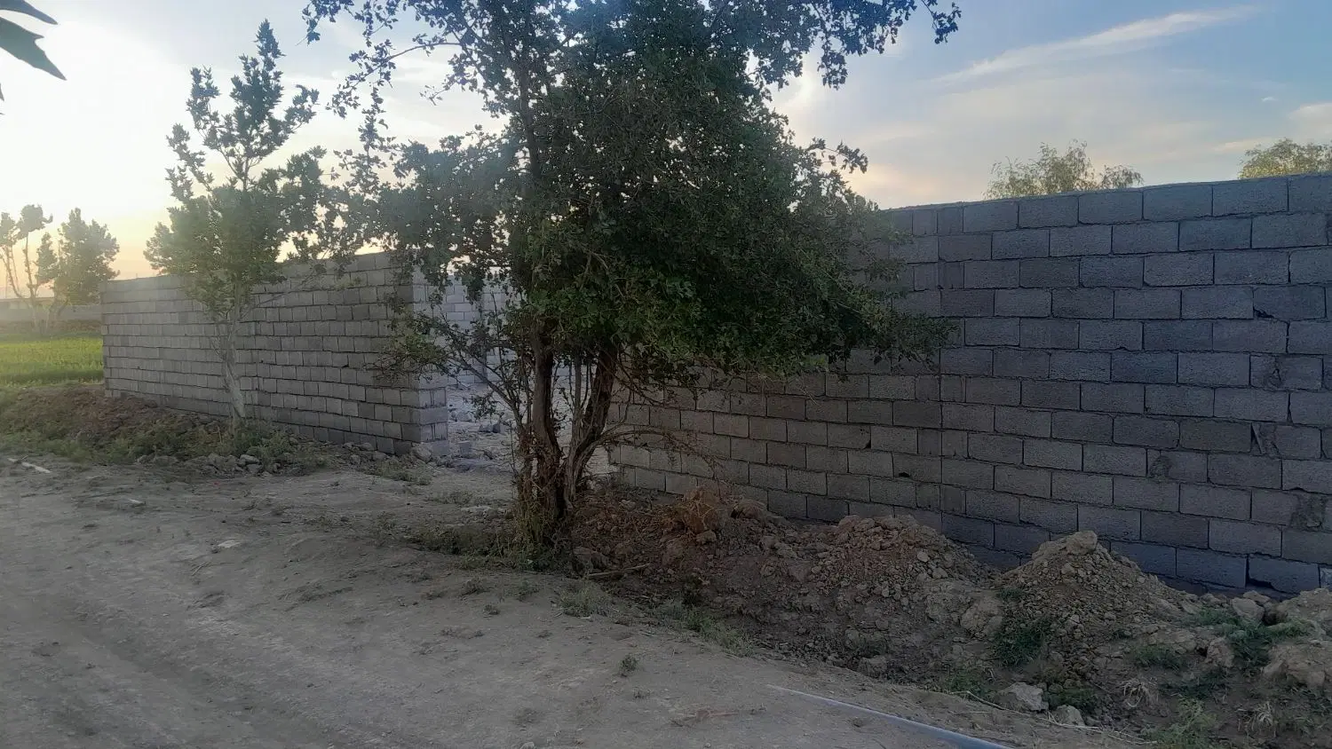 باغ چهار دیواری ۵۰۰ متری