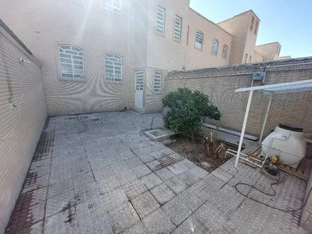 ۱۰۰ متر آپارتمان تشریفات