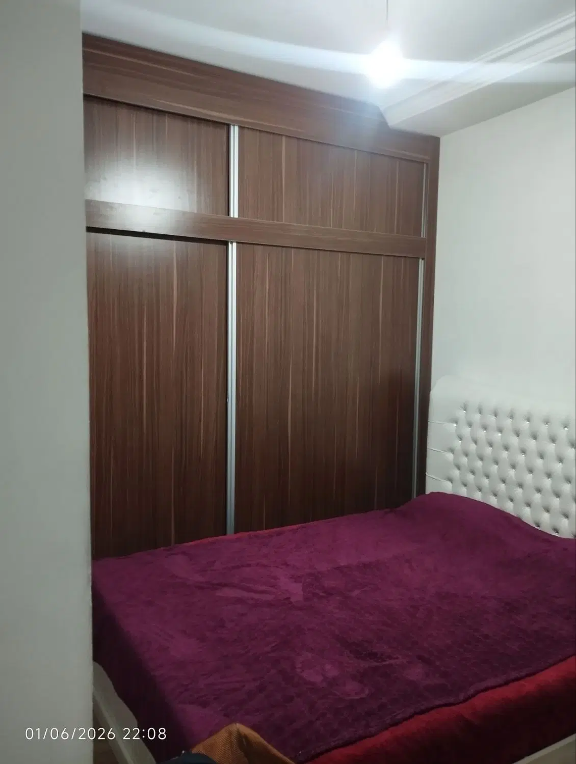 واحد ۱۳۵ متری در شهرک کشاورز روبه روی پارک کودک