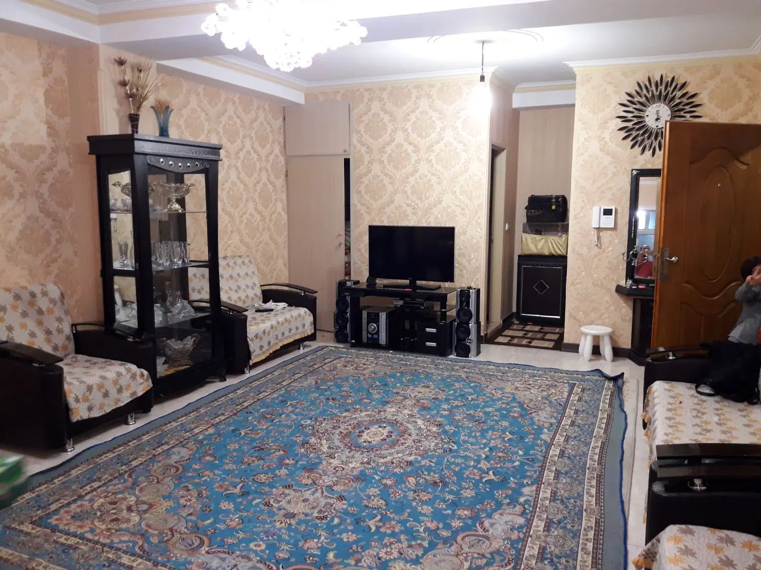 اپارتمان ۵۵متری با اسانسور کوچه زحل