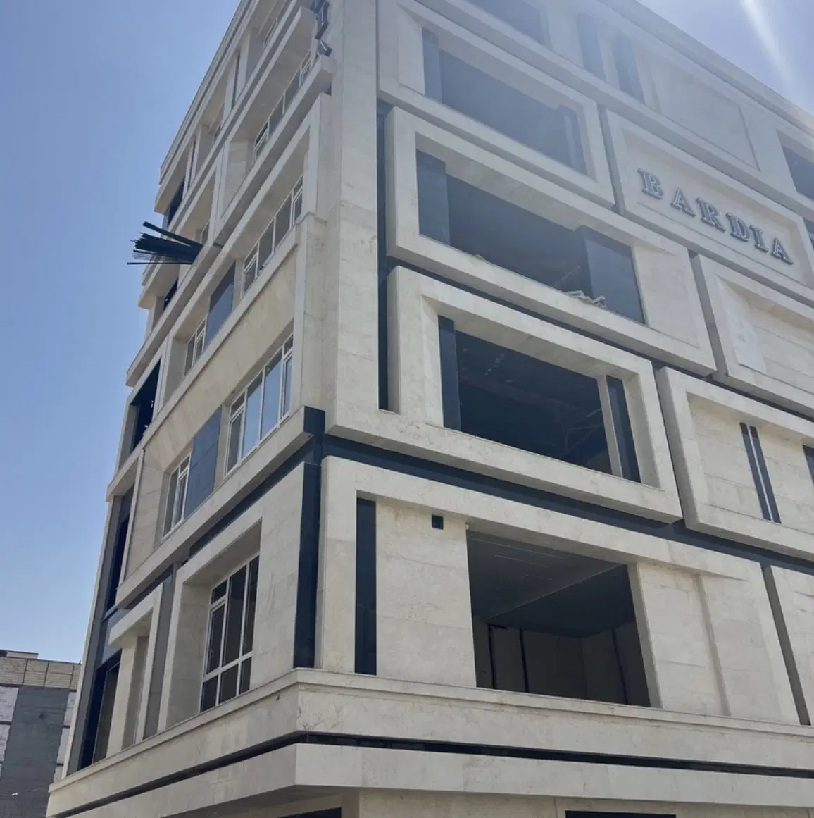 اپارتمان لوکس در سجادیه