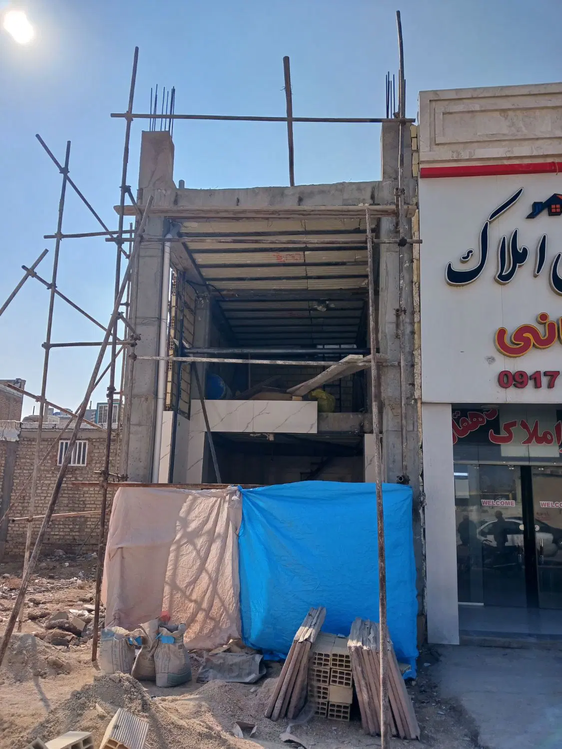 زمین تجاری جهت مغازه موقعیت عالی