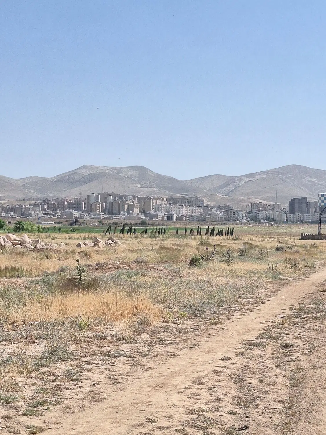 زمین باغی قره پیری