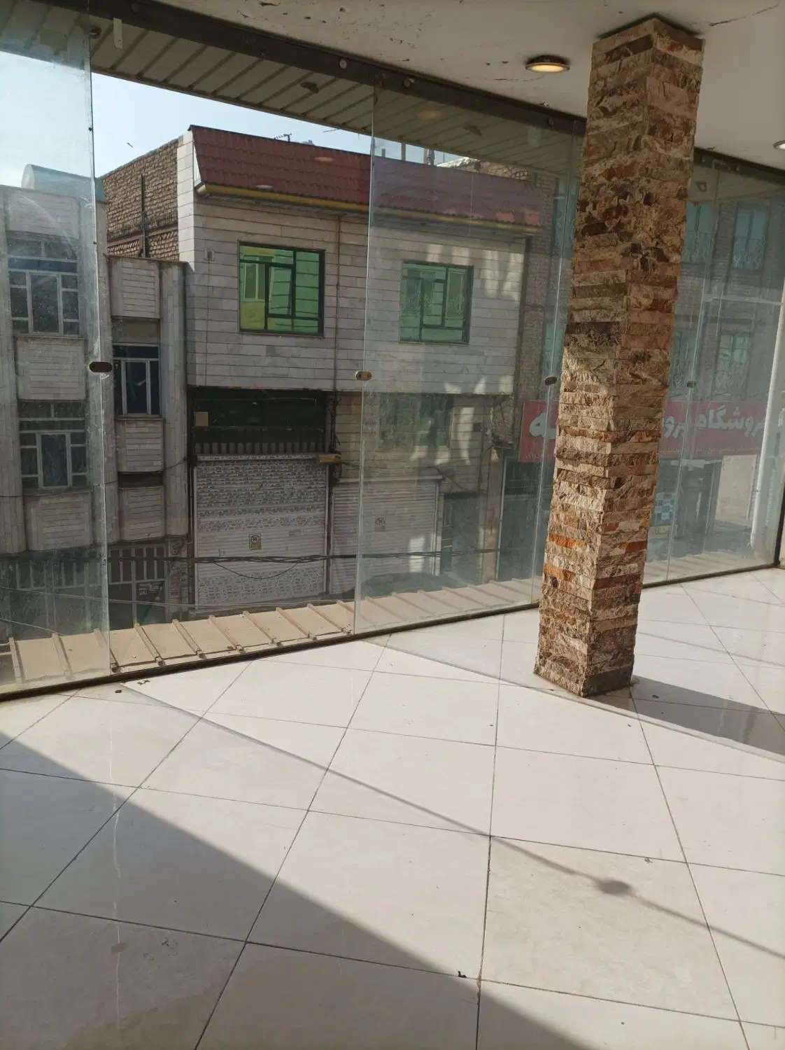 اجاره مغاره ۹۰ متری بر اصلی مهدی اباد