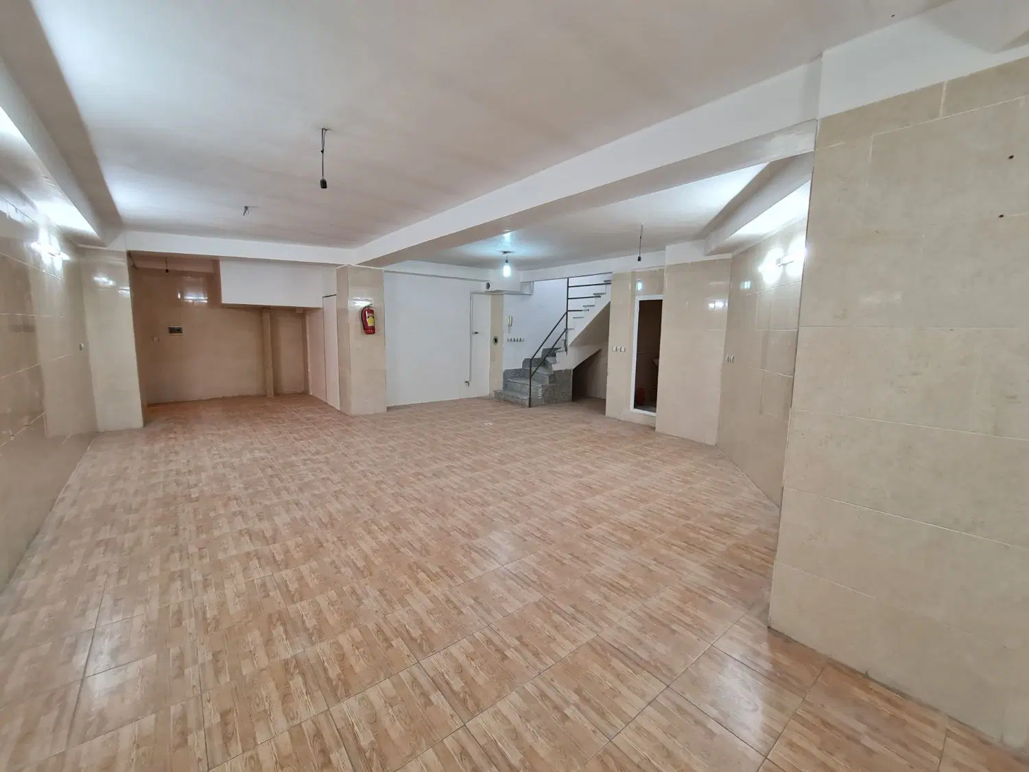 رهن و اجاره زیرزمین تجاری یاغچیان