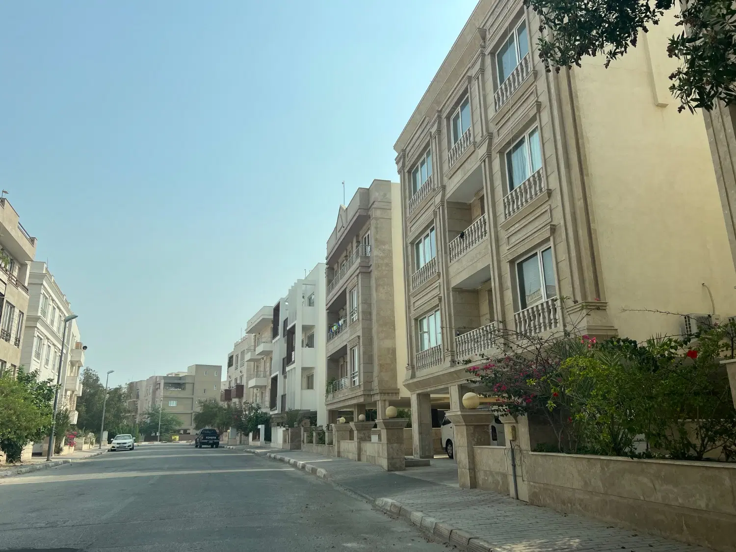 فروش آپارتمان۳خواب فاز۷صدف