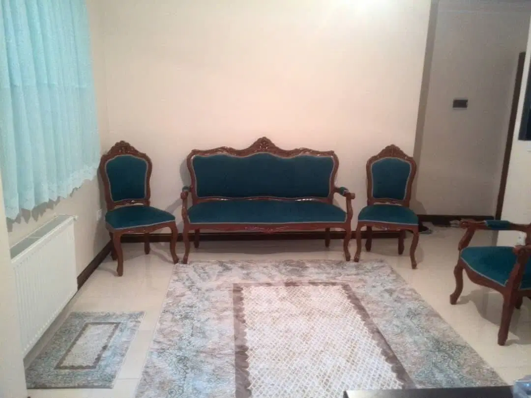 ۴۳ متری _فول امکانات _ دونبش_ غرق در نور