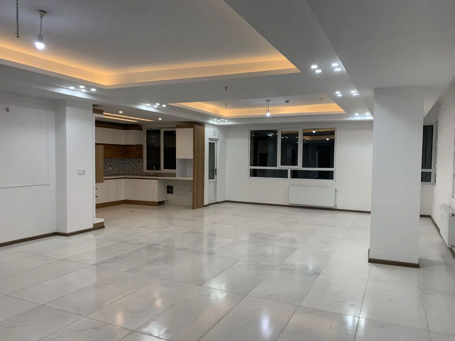 عزیز مصر _۱۸۵متری _فول امکانات