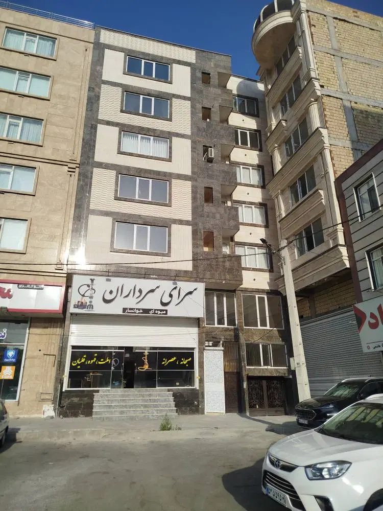 واحد ۱۳۰ متری رهن احسانیه