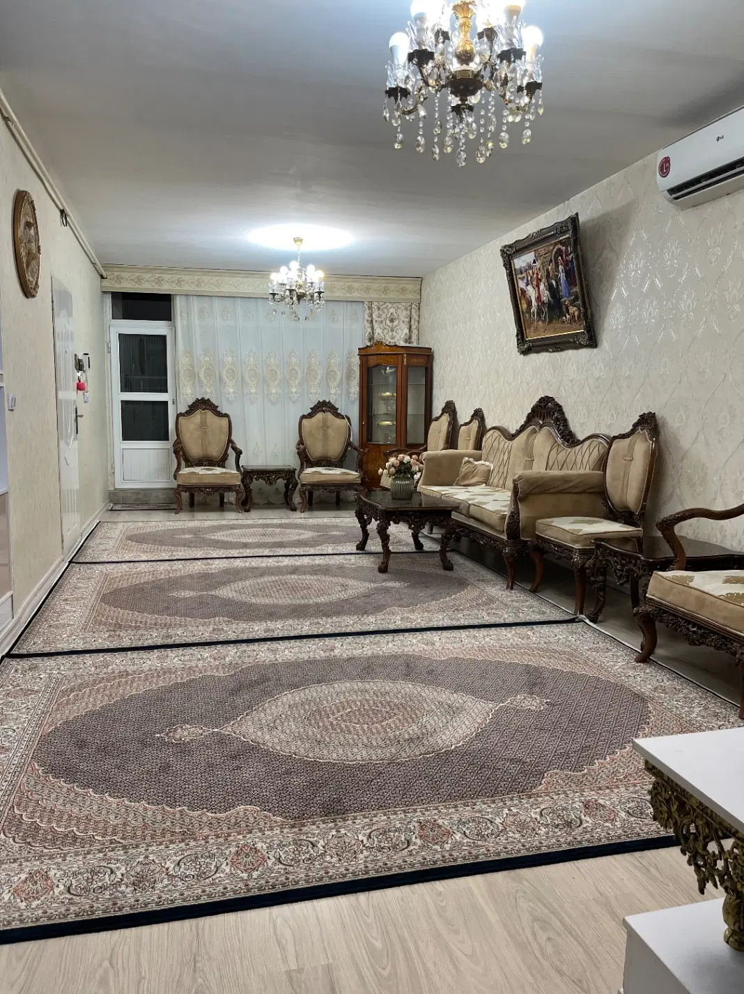 آپارتمان تک واحد در شمش تبریزی(اصولی)ا