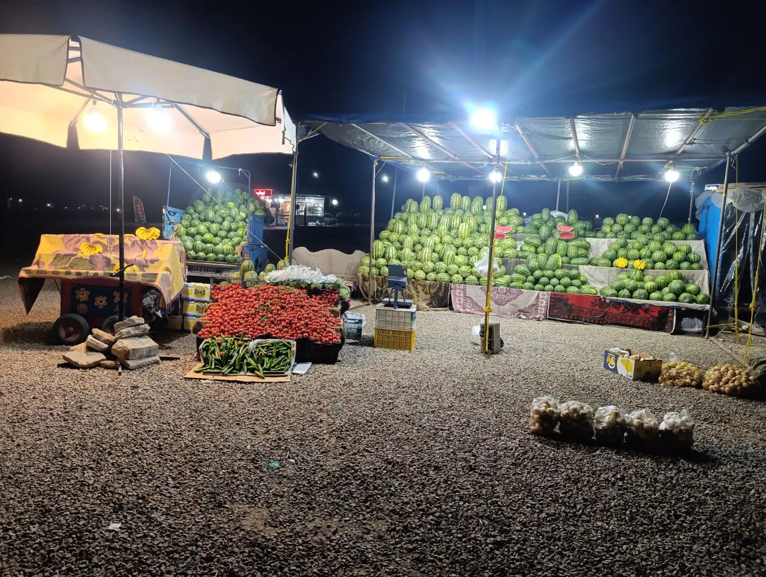بساط میوه