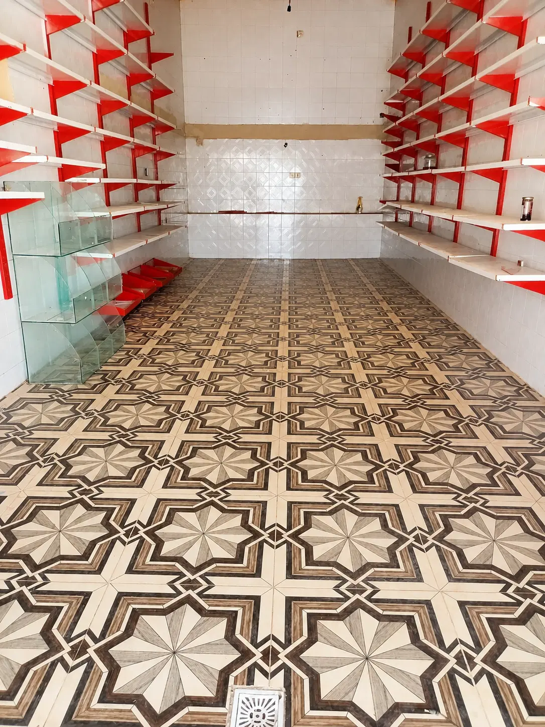 اجاره ۲۵ متر مغازه ۳۰متری رضائیان تمیز
