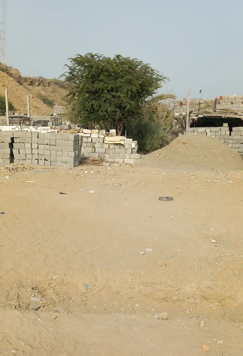 زمین ۲۳۰ متر کمب انتهای عظیمی
