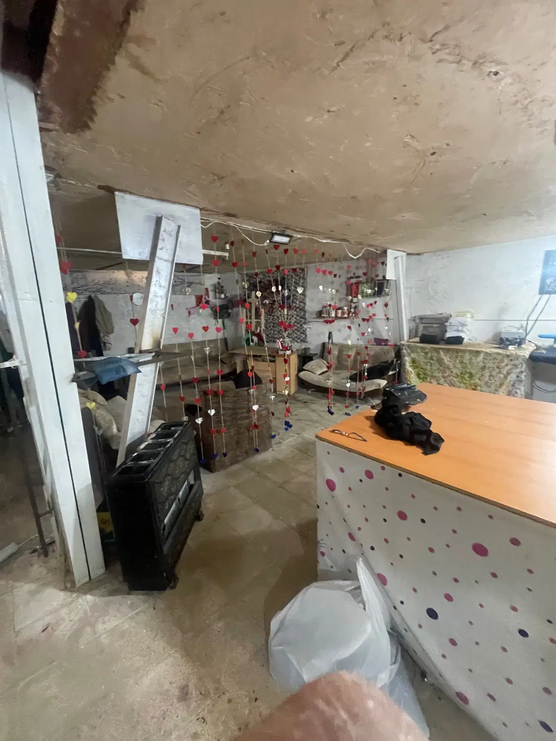 انباری کارگاه خیاطی تولیدی ۹۵ متر خواجه ح