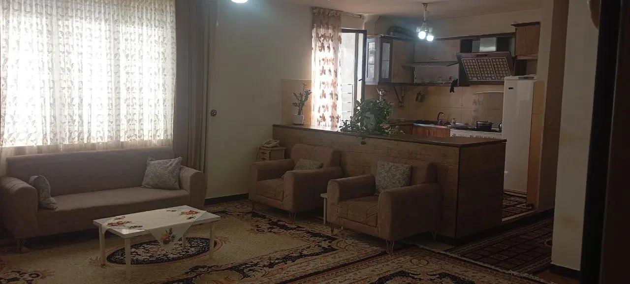 ۸۵متری سنایی۴