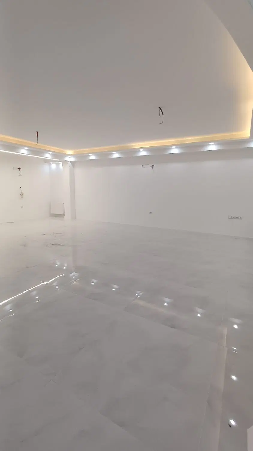 تک واحدی جذاب در کارگر فرد