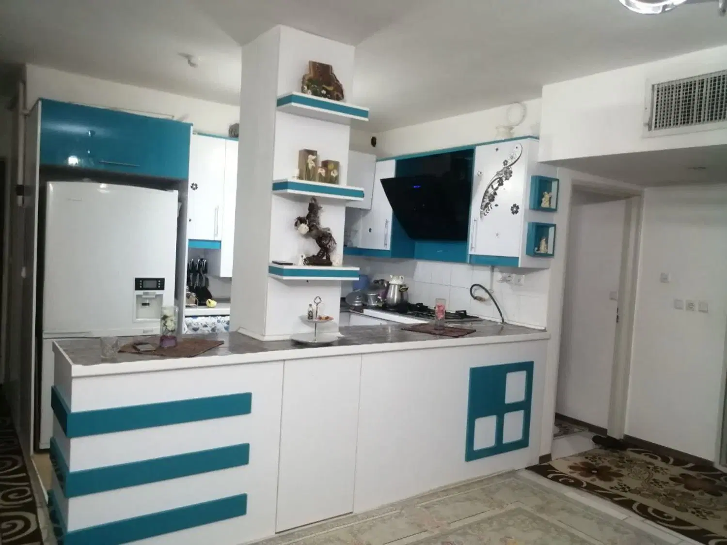 اجاره اپارتمان میدان مدرسی خیابان هجرت