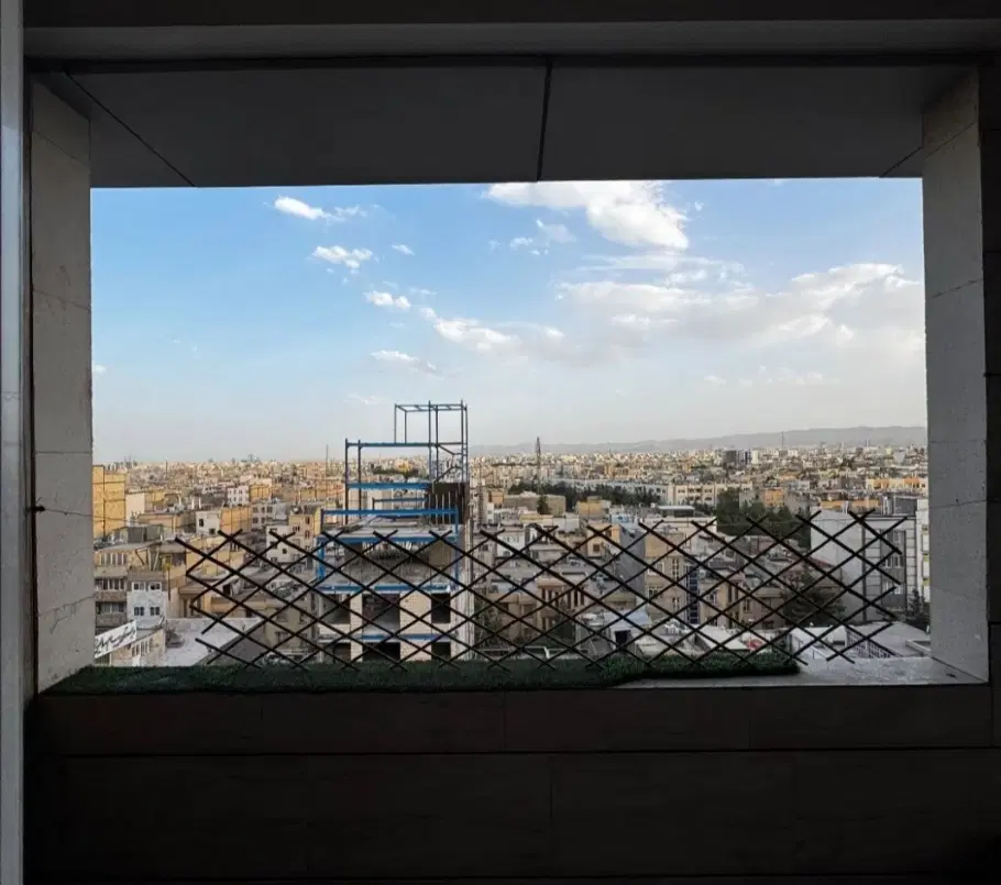 مـ ۱۴۱ ـتر _ ۳ خواب _ سند ششدانگ