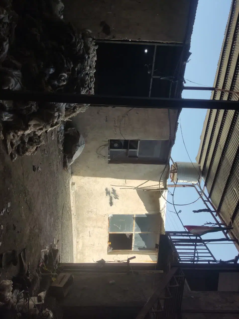 سوله مسقف