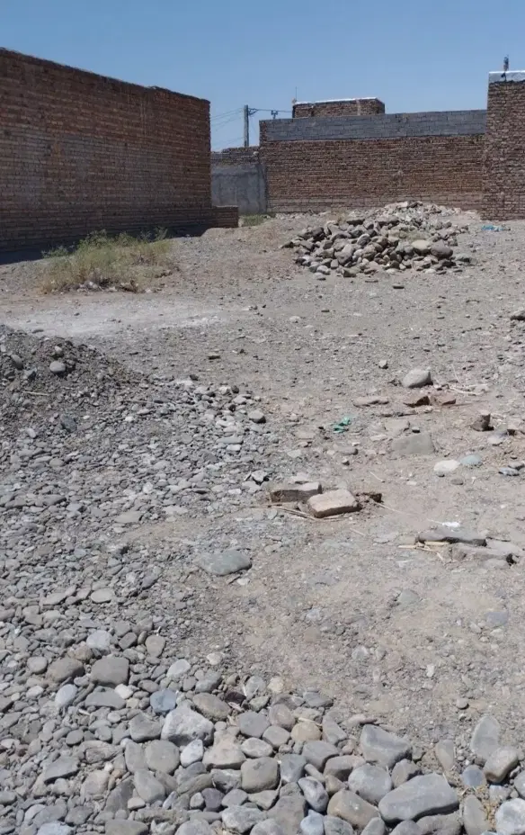 زمین اخر الزهرا 16 خیابان خیام