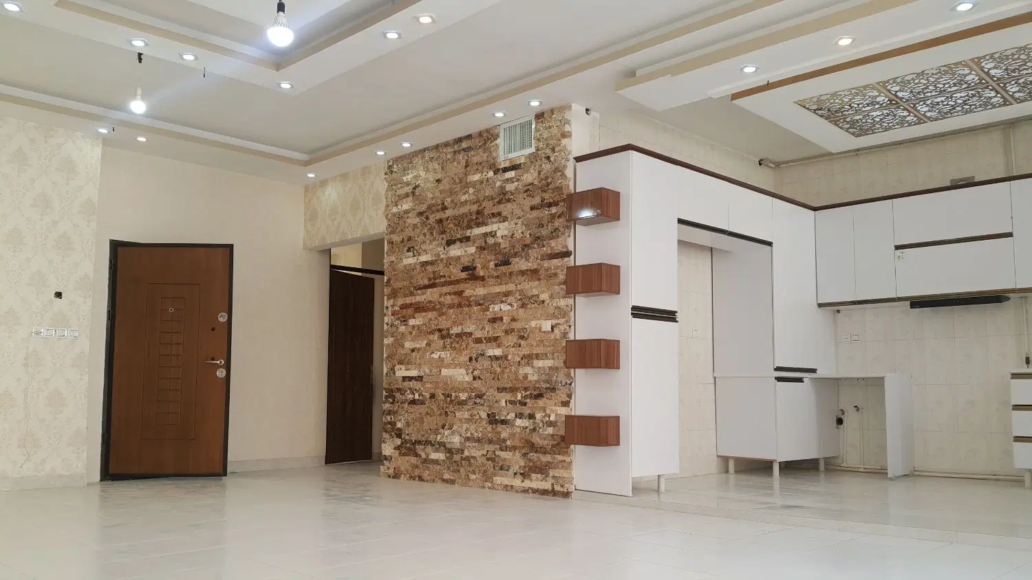 فروش خانه ویلایی شهرک پردیس  کرمانشاه