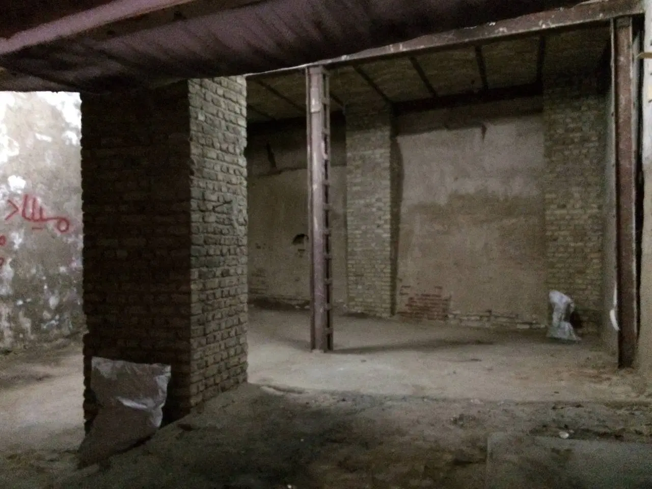 انباری تجاری