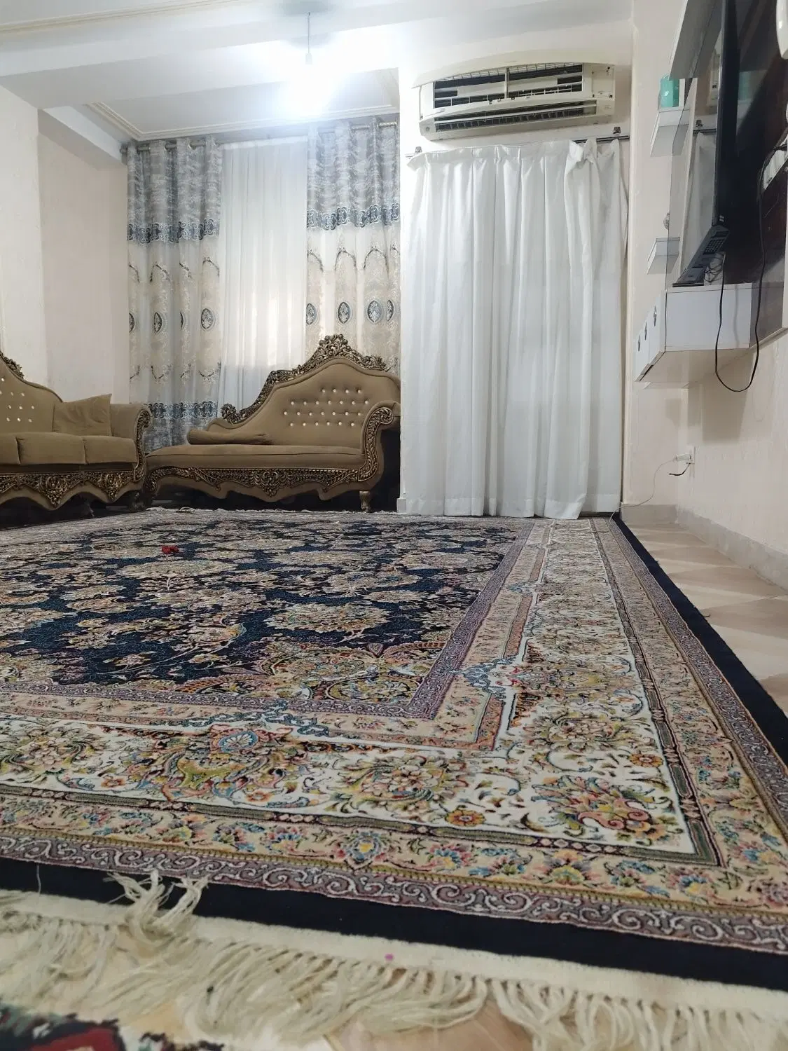 فروش آپارتمان ششصد دستگاه